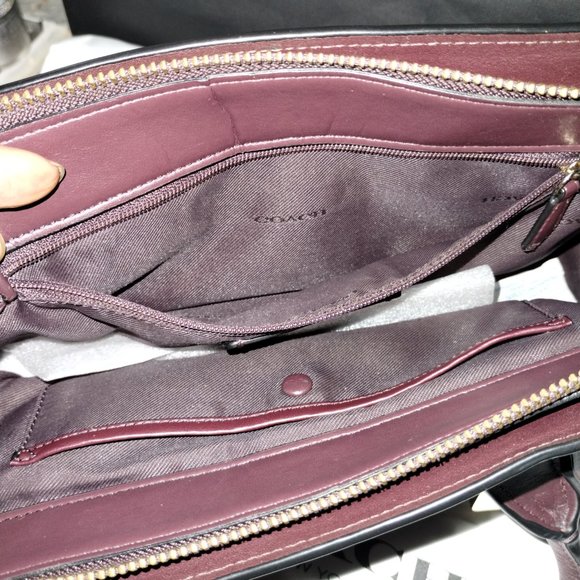 Leather Coach bag - Picture 4 of 7